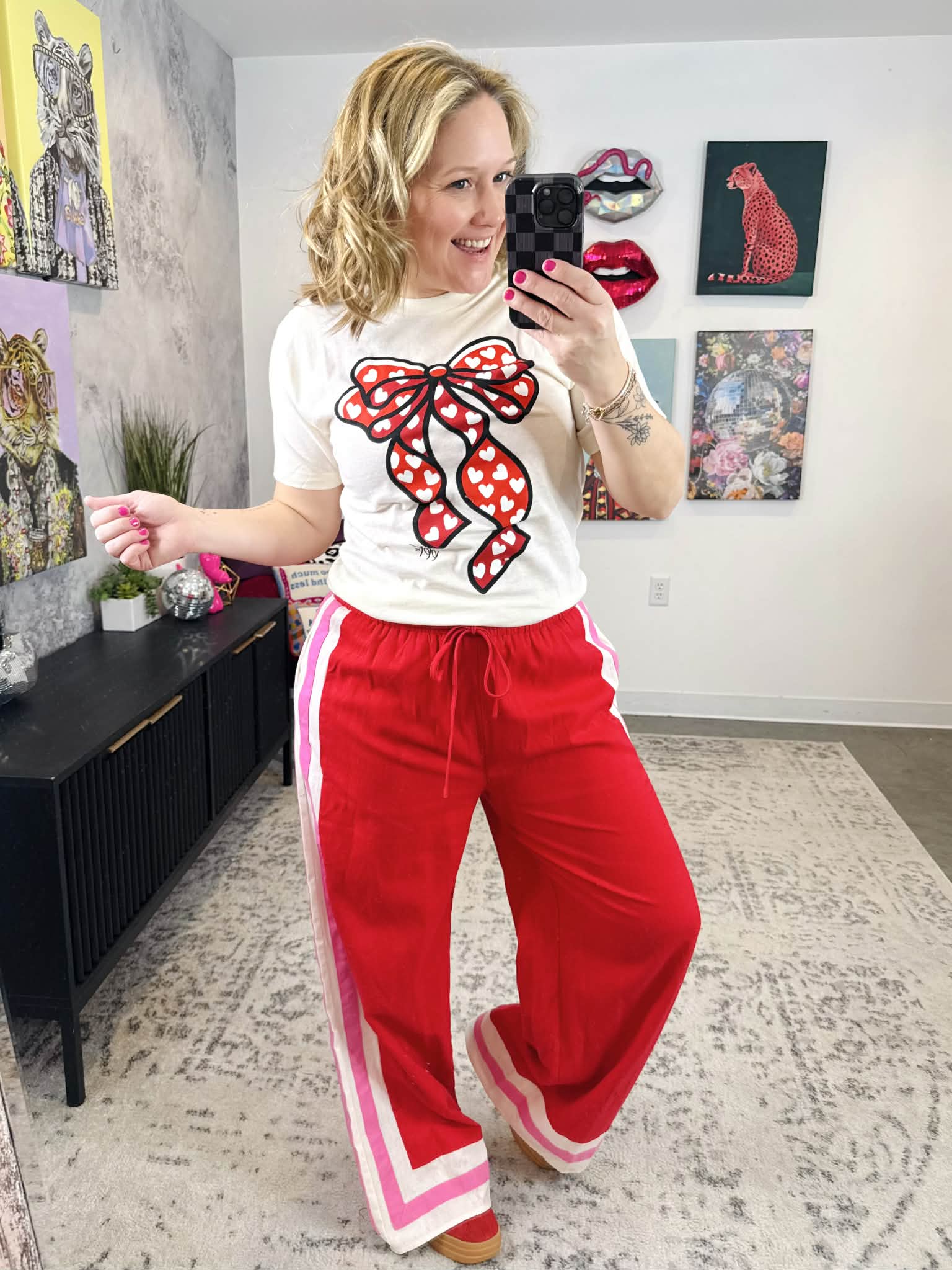 Heart Bow Graphic Tee {S-2X} - KaraMarie