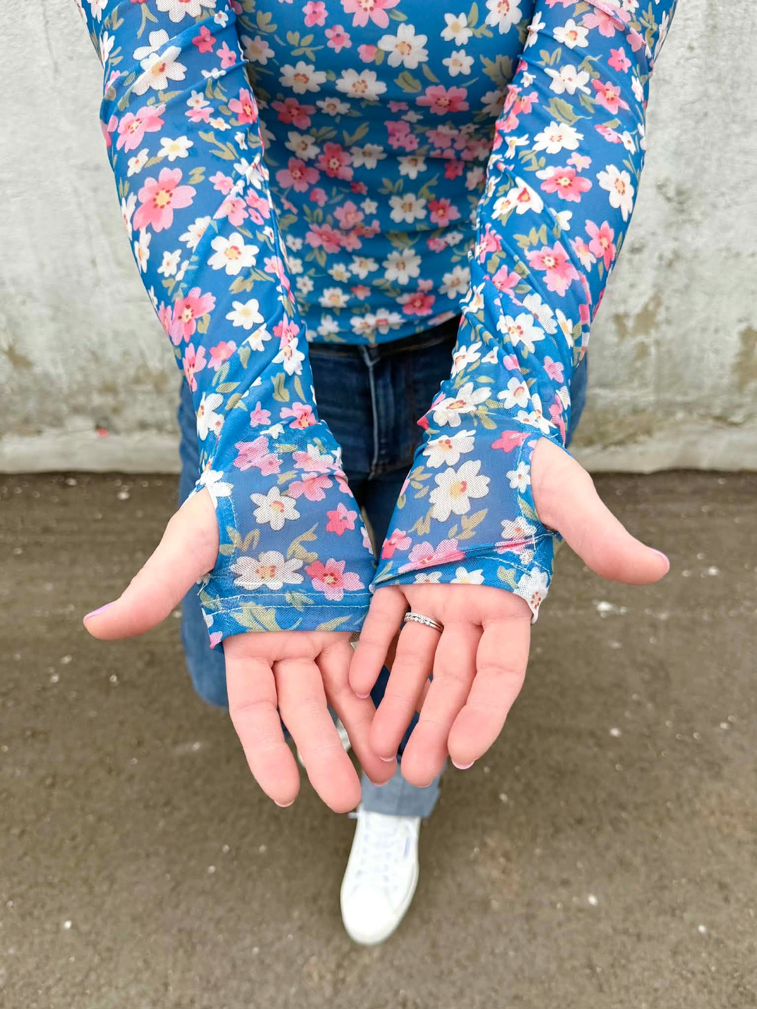 BLAKELEY Dress It Up Mesh Tops in Bloom & Blue {S/M-2X} - KaraMarie