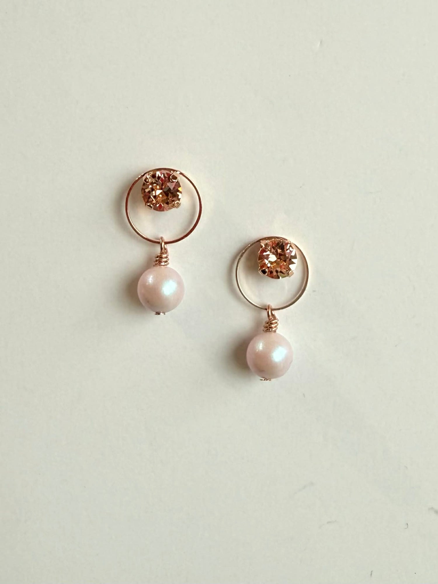 Peach Pearlescence Loop Earrings
