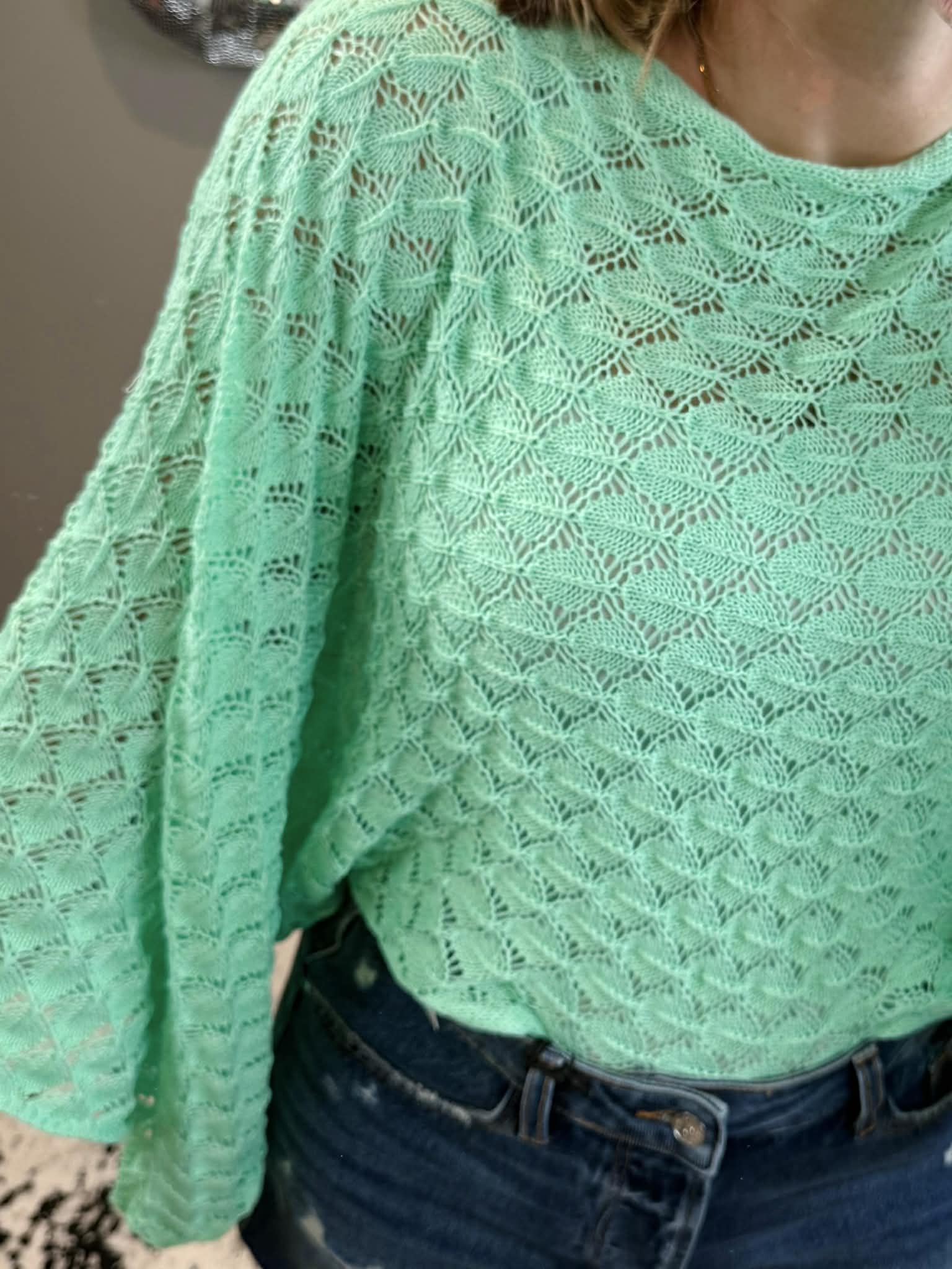 Blakeley Free Spirit Bell Sleeve Top - Multiple Colors! {OS/Curvy} - KaraMarie