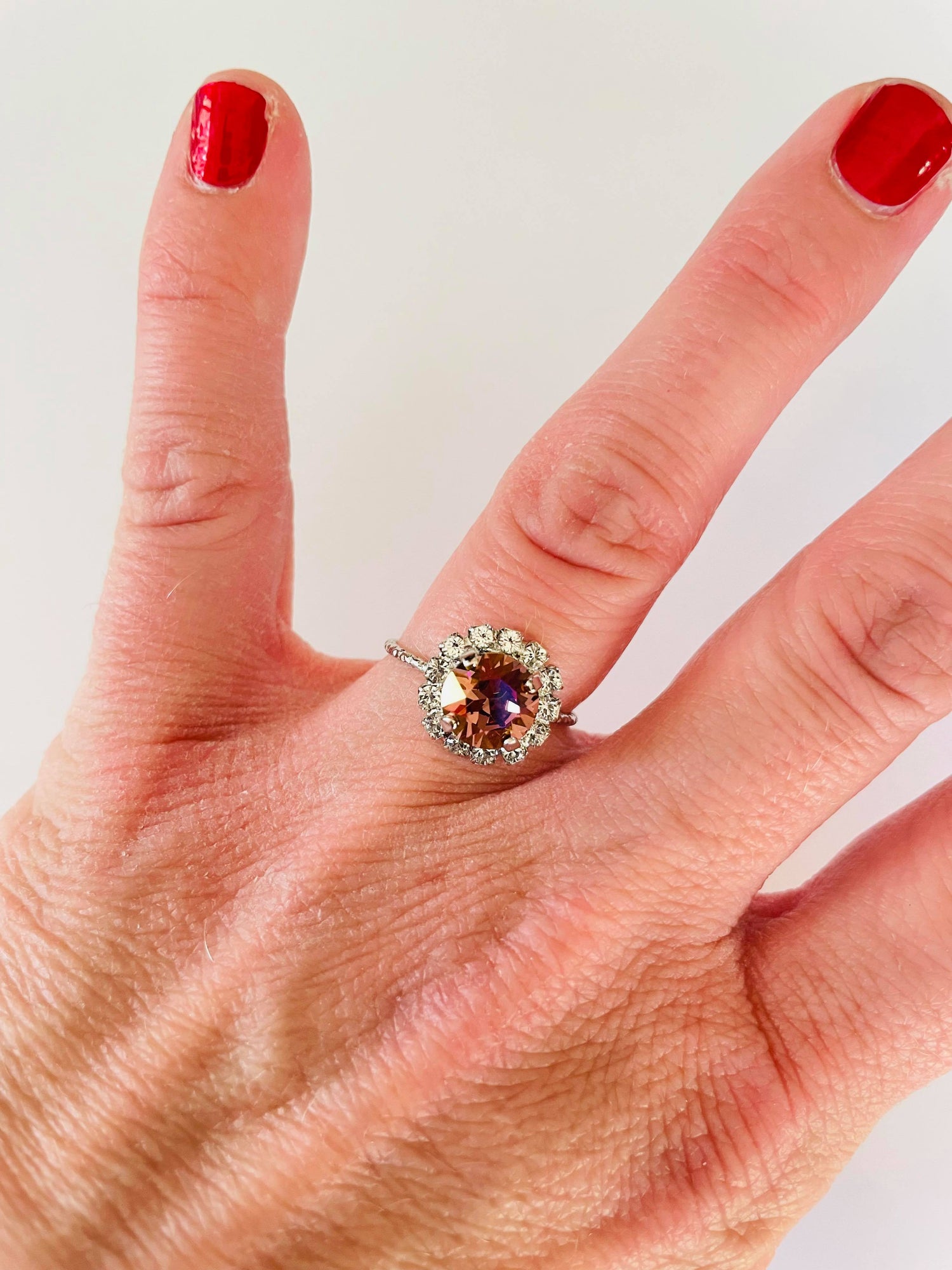 Daisy Ring featuring Iris Lemon