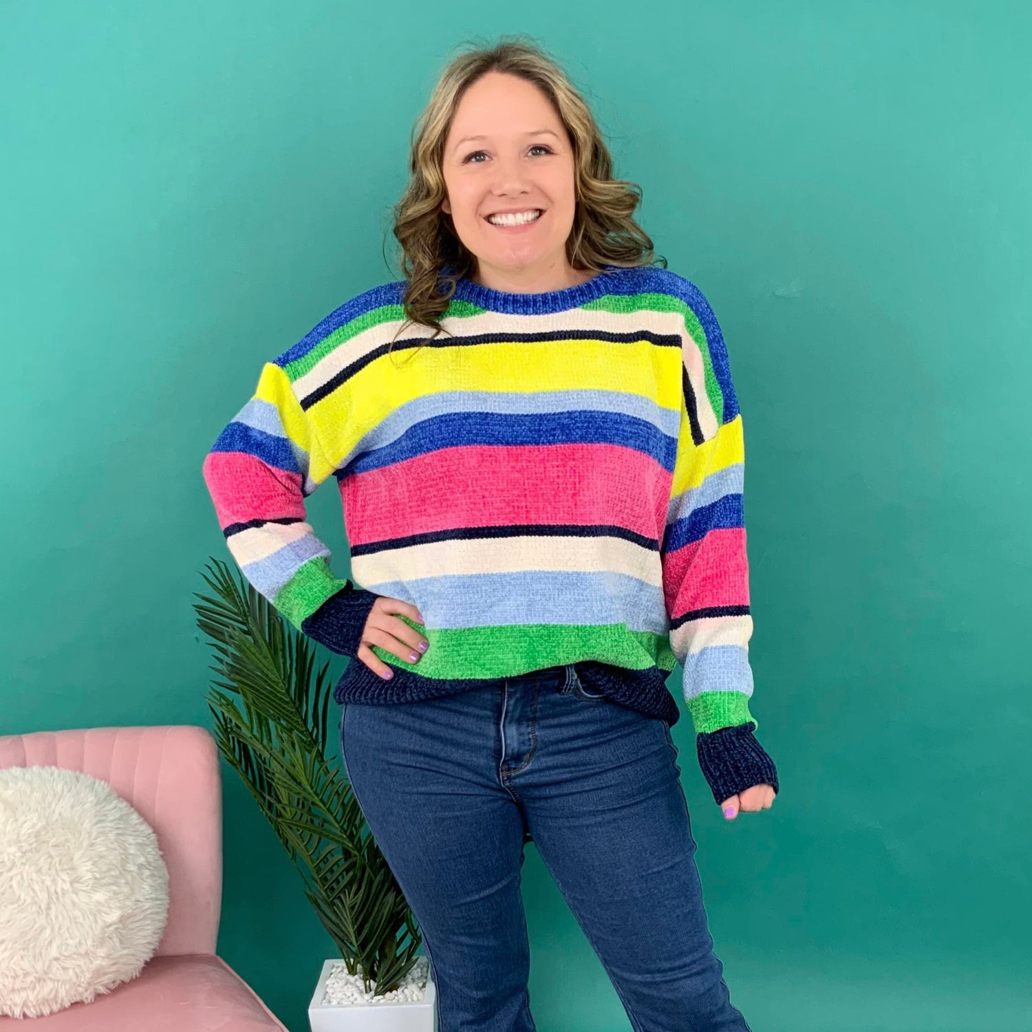 Everybody Agrees Pullover