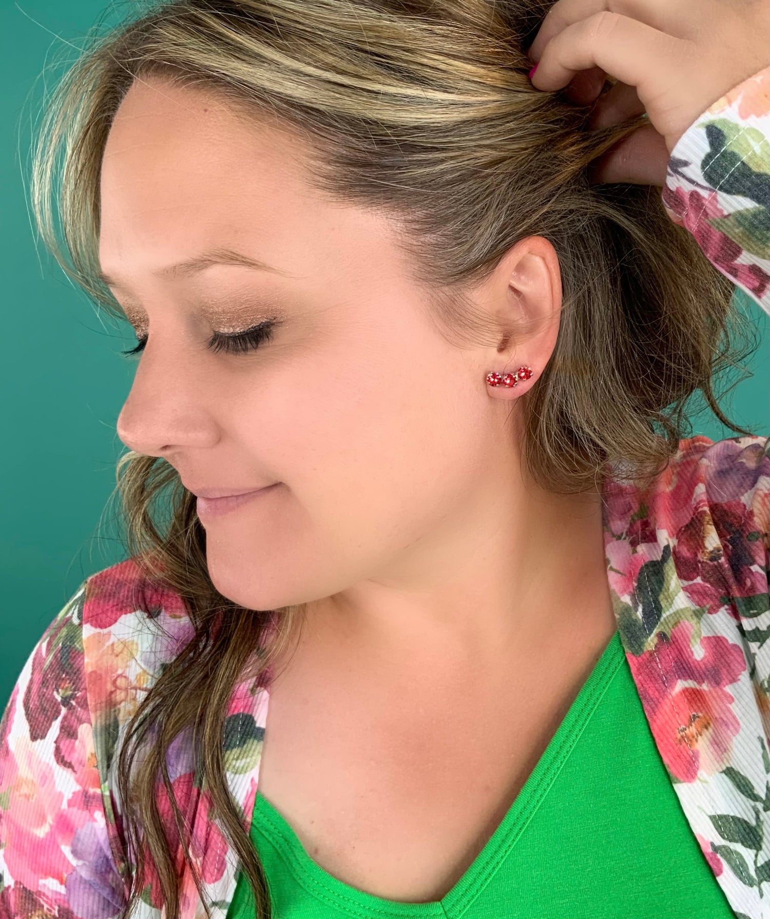 Simple Ear Crawler in Padparadscha