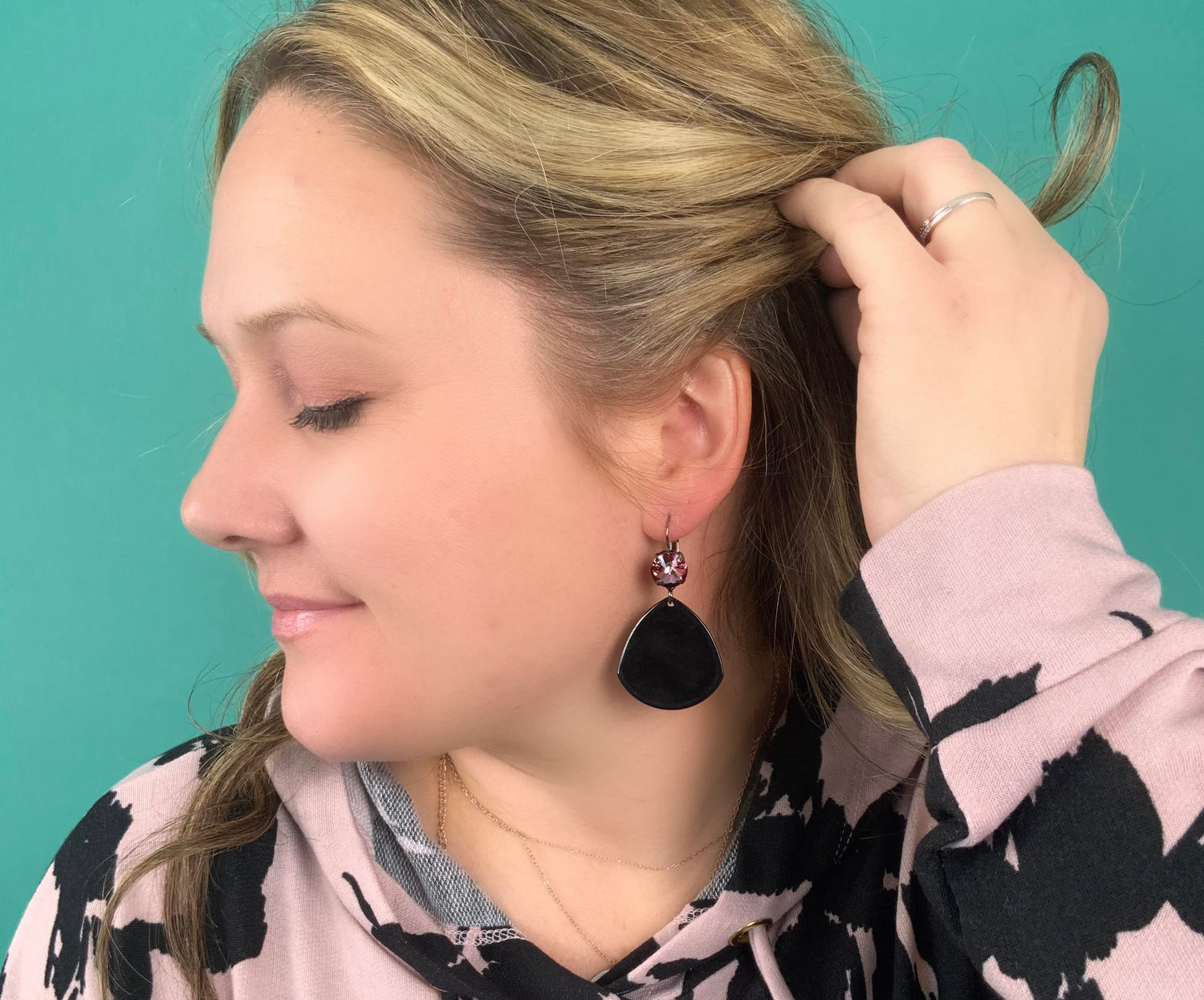 Love the Weekend Drop Earrings - KaraMarie