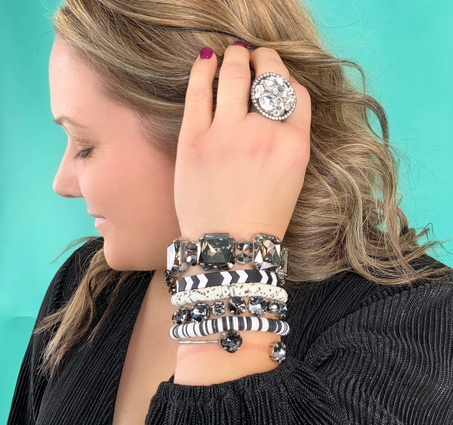 Treasure Chest Round Ring in Crystal/Black