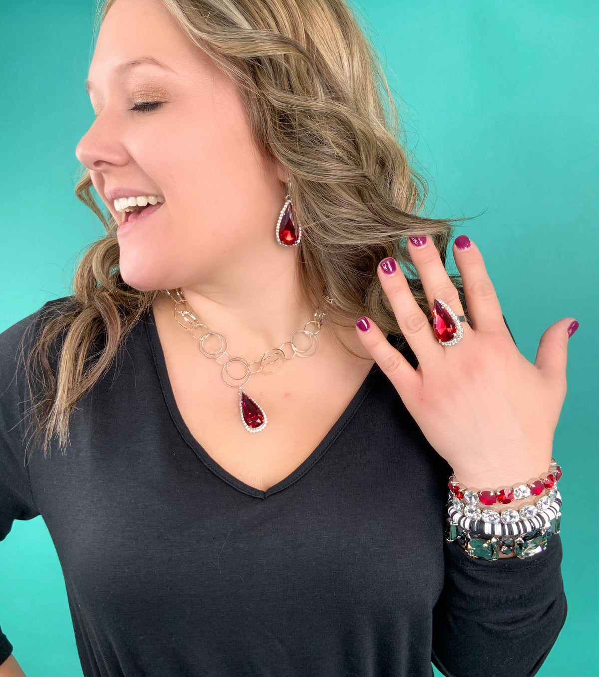 Loopy Statement Pendant Necklace in Scarlet - KaraMarie
