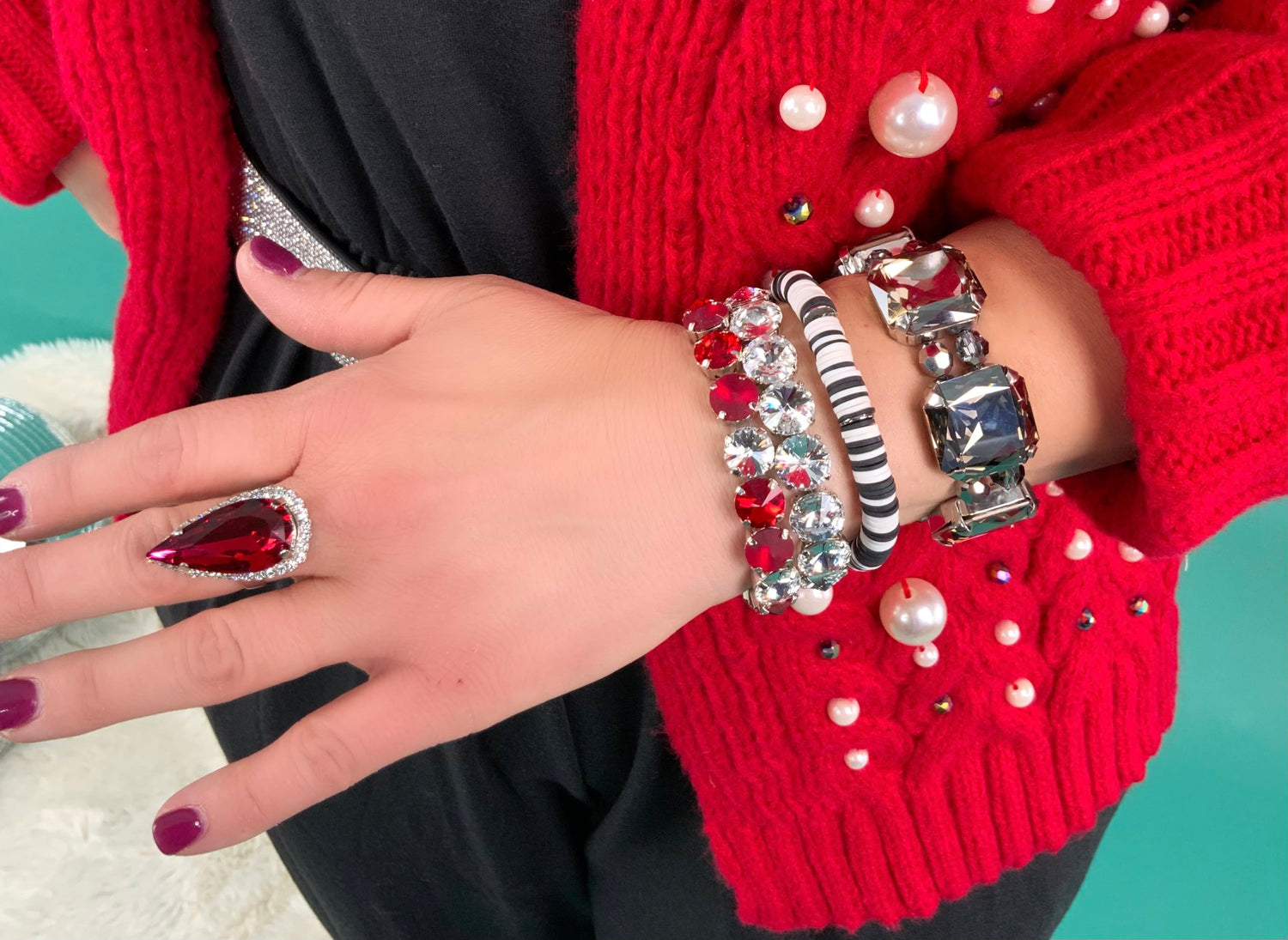 Long Daisy Teardrop Ring in Scarlet