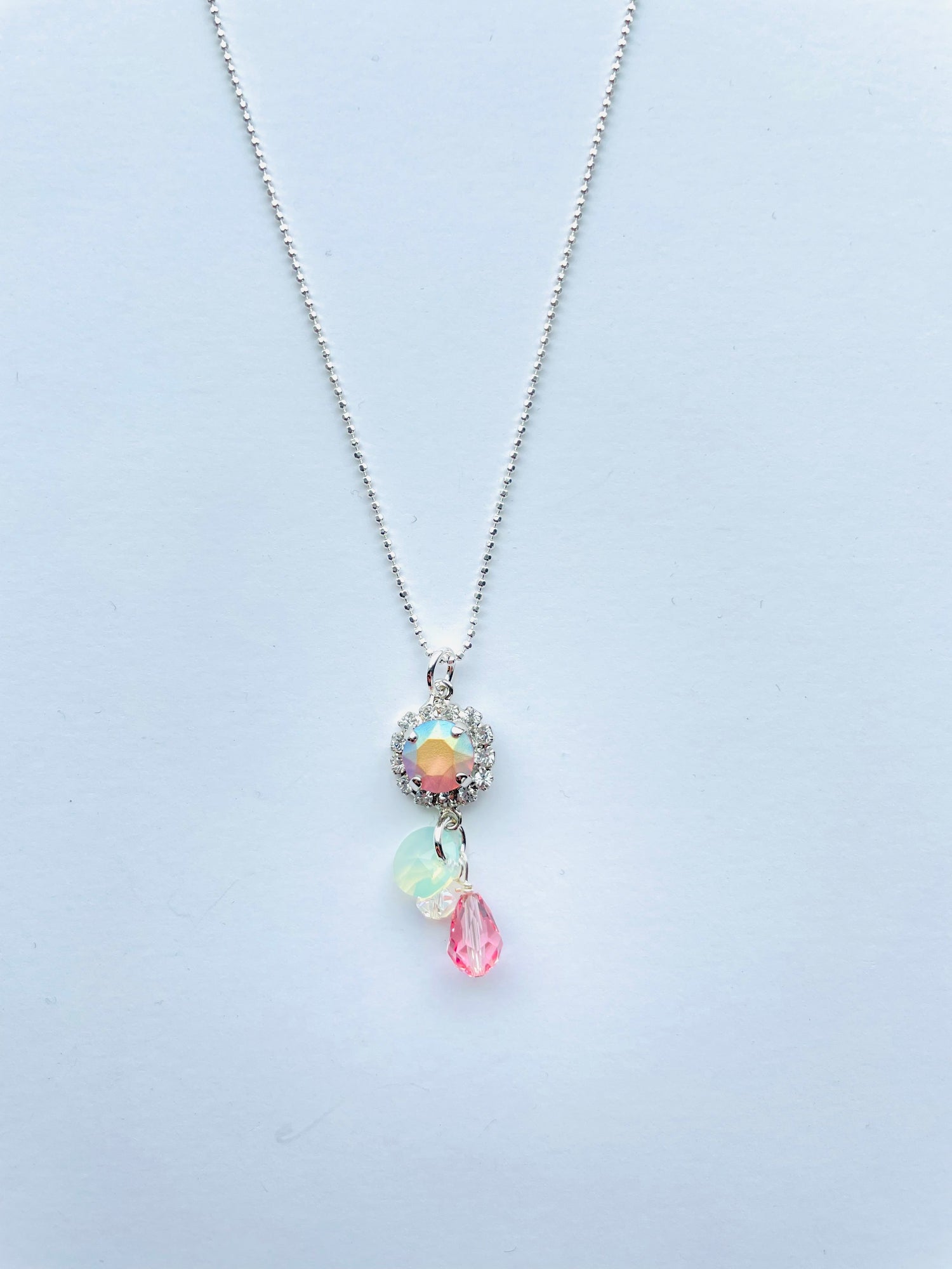 Daisy Necklace featuring Blush Rose Pastel