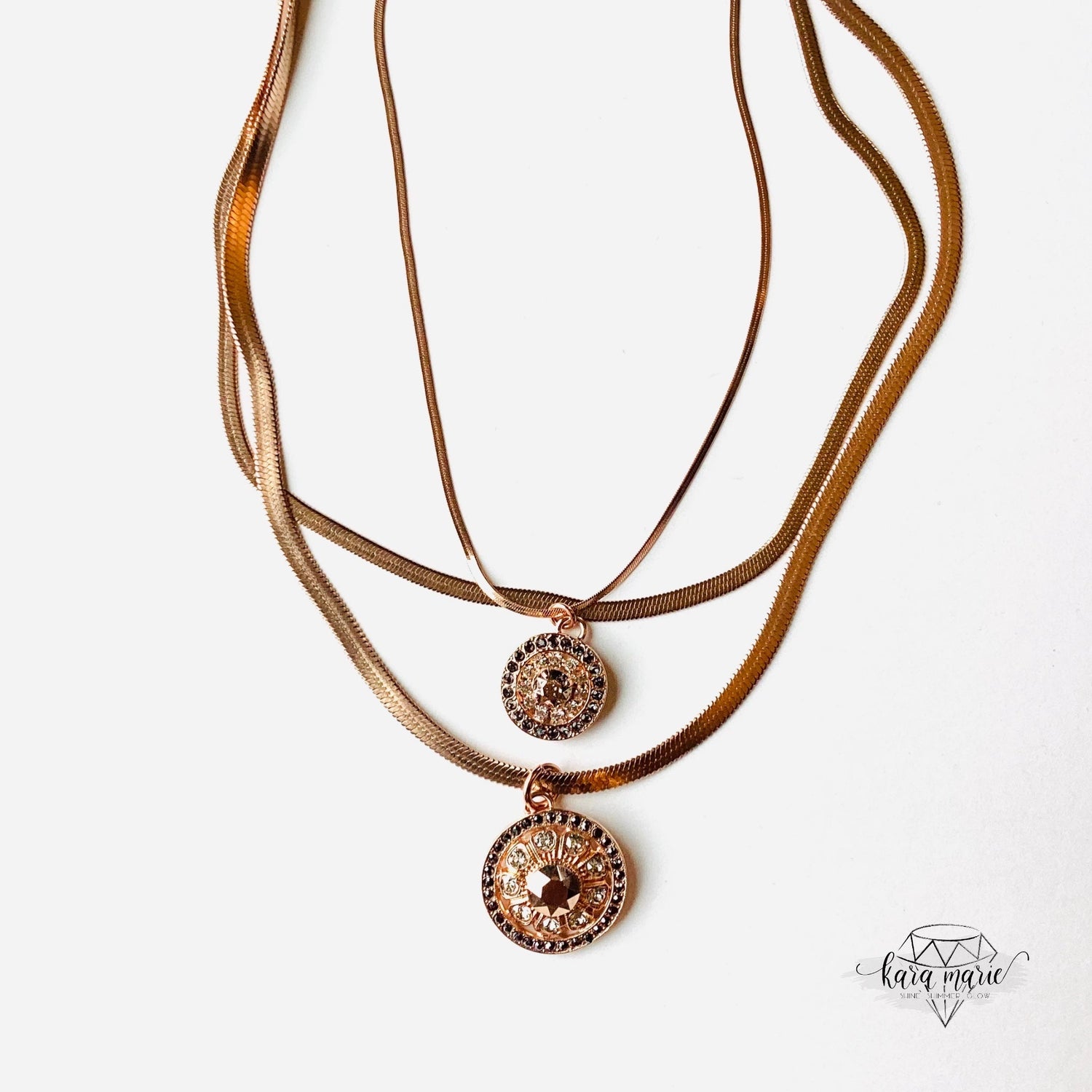 Rose Gold Medallian Triple Necklace in Rose Gold x Black x Silver
