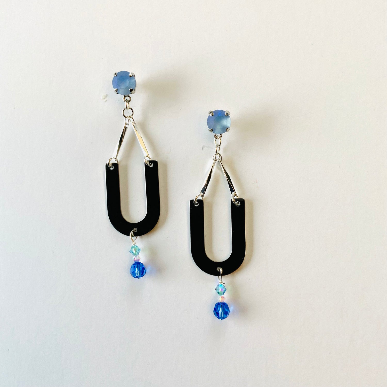 Chandlier Earring in Light Sapphire Pastel