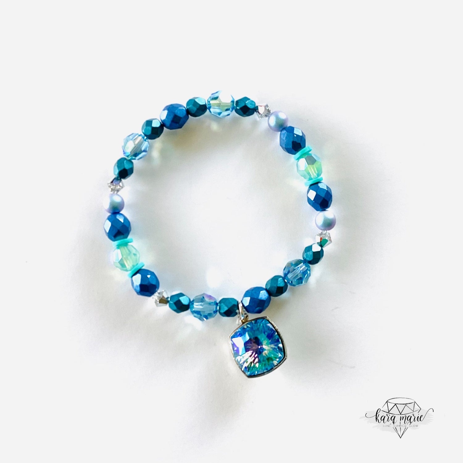 Charm Stretch Bracelet in Blue Hues