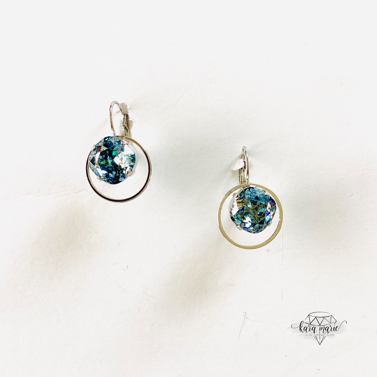 Square Cushion Circle Link Earring in Aqua Silver Patina