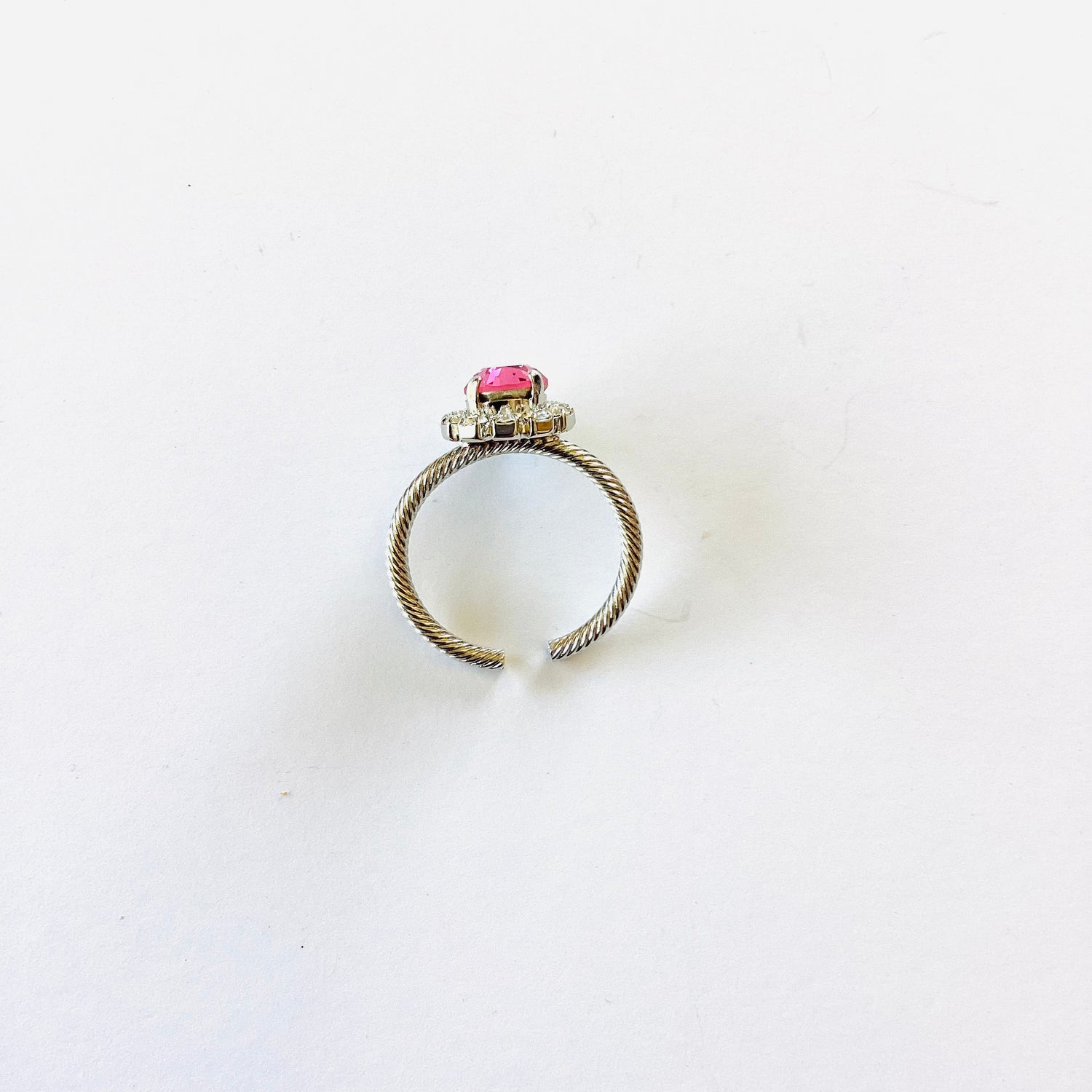 Daisy Pear Ring in Rose