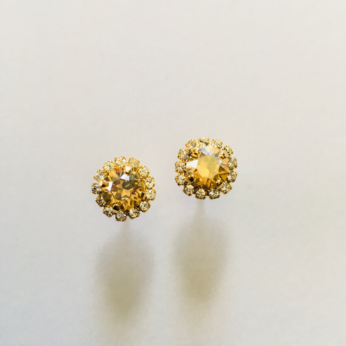 Gold Daisy Post Earrings - KaraMarie Boutique