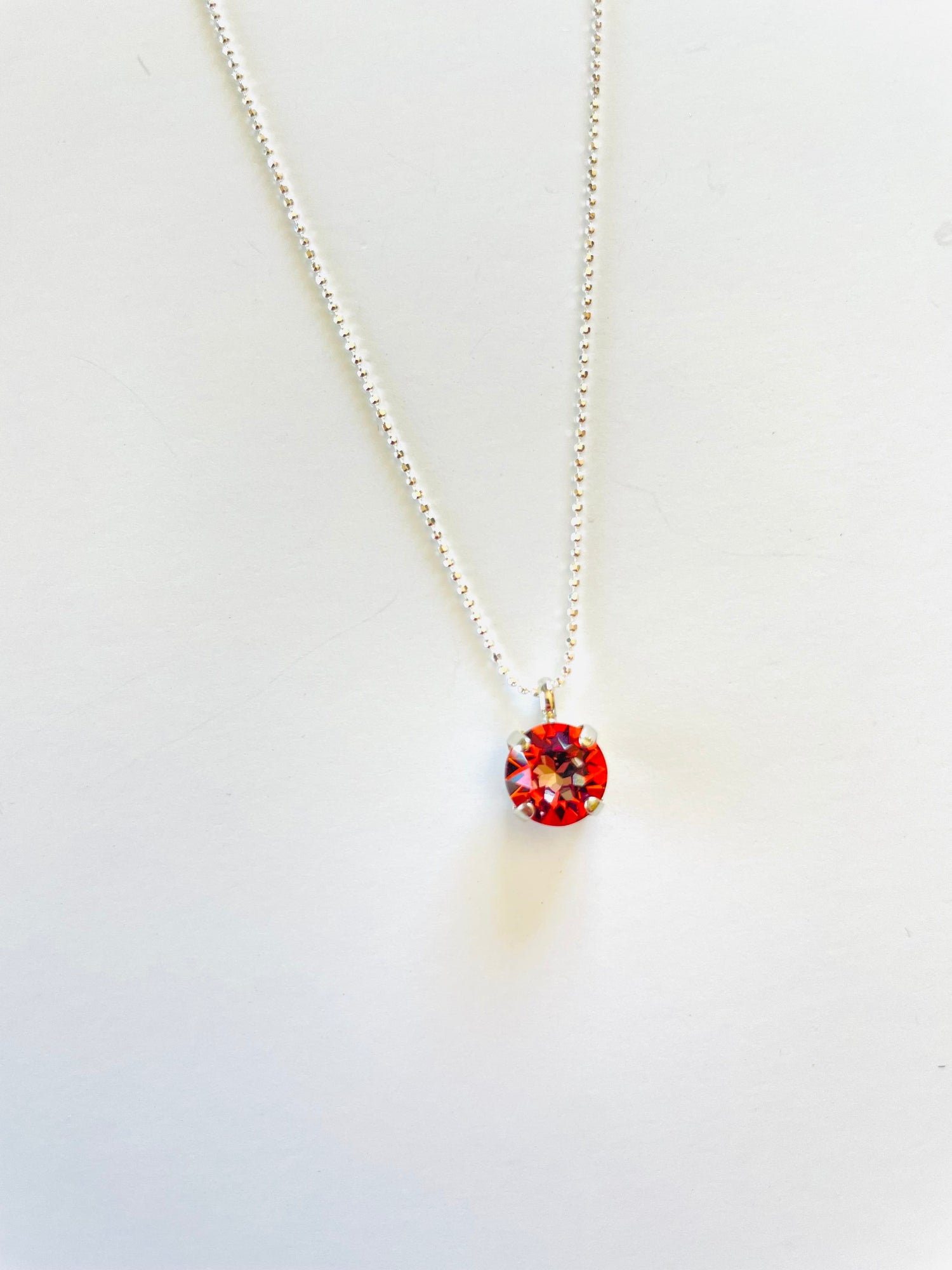 Simple Pendant Necklace in Passion