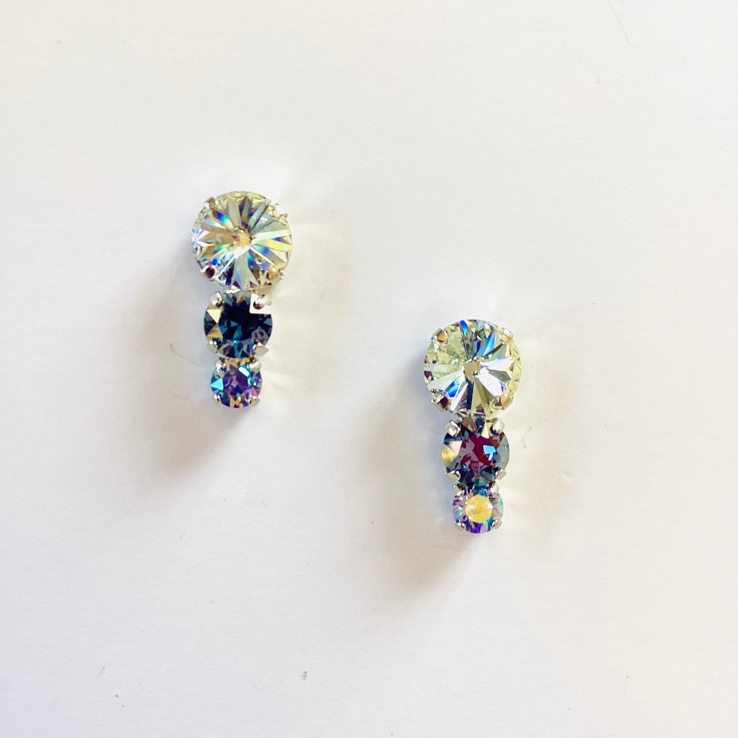Graduated Polka Dot Earring in Sapphire Champagne
