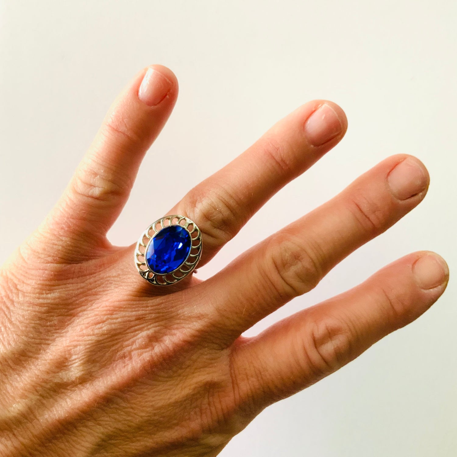 Majestic Blue Oval Filigree Ring