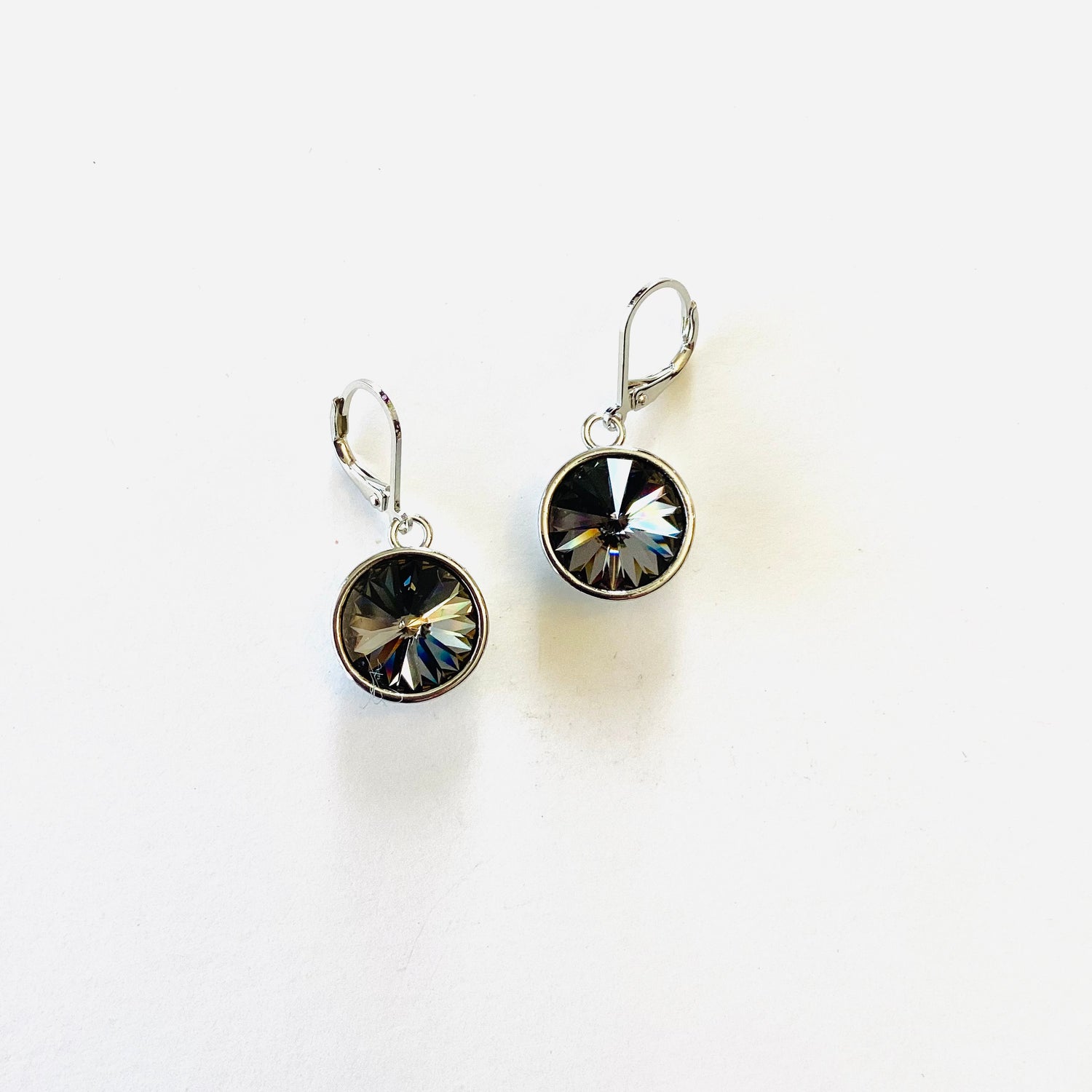 Rivoli Round Drop Earring in Desire