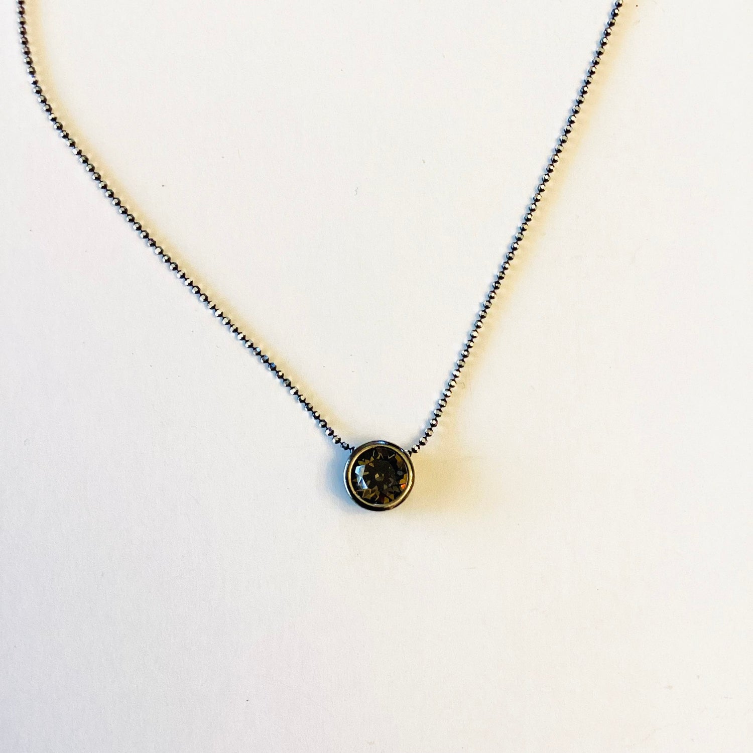 Simple Pendant Slide Necklace in Desire