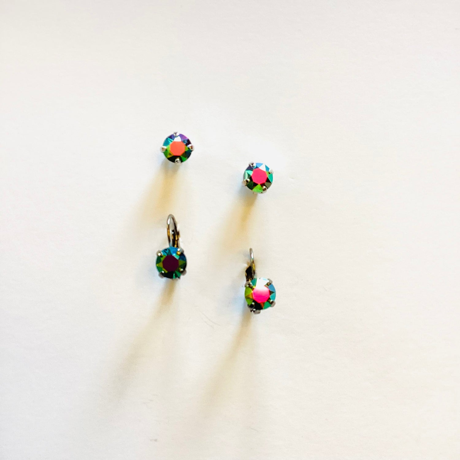 8mm Drop OR Post in Metallic Medium Vitrail