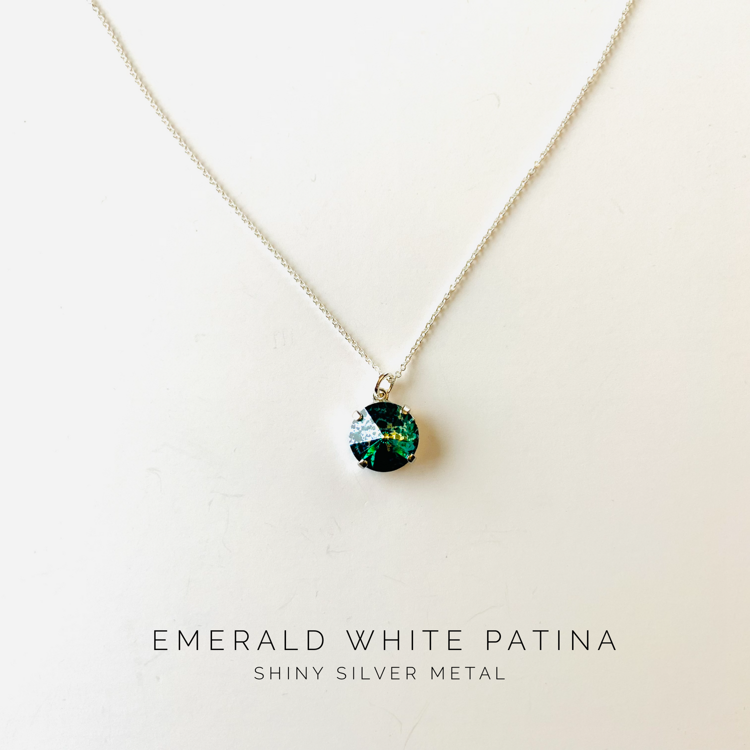 12mm Pendant Necklace in Emerald White Patina