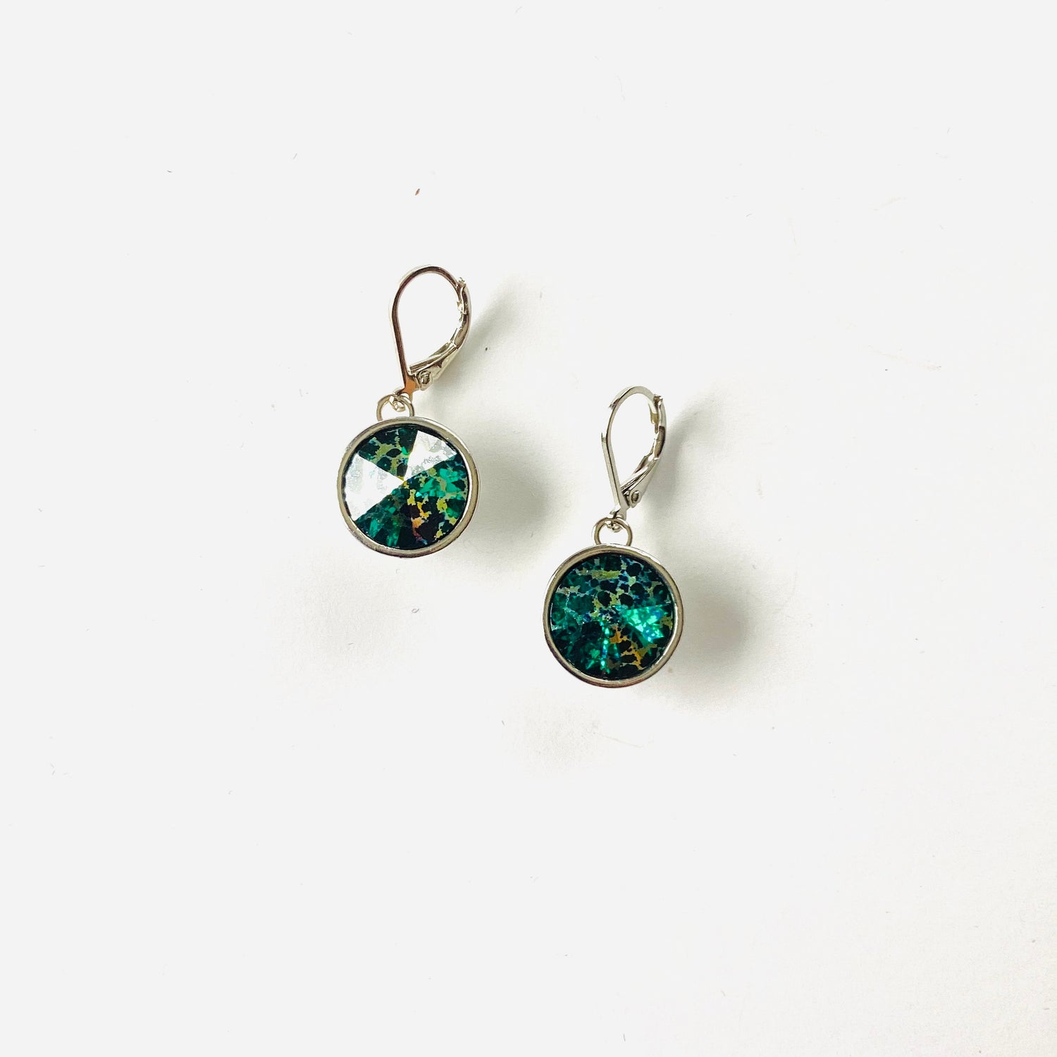 Rivoli Round Drop Earring in Emerald AB Patina