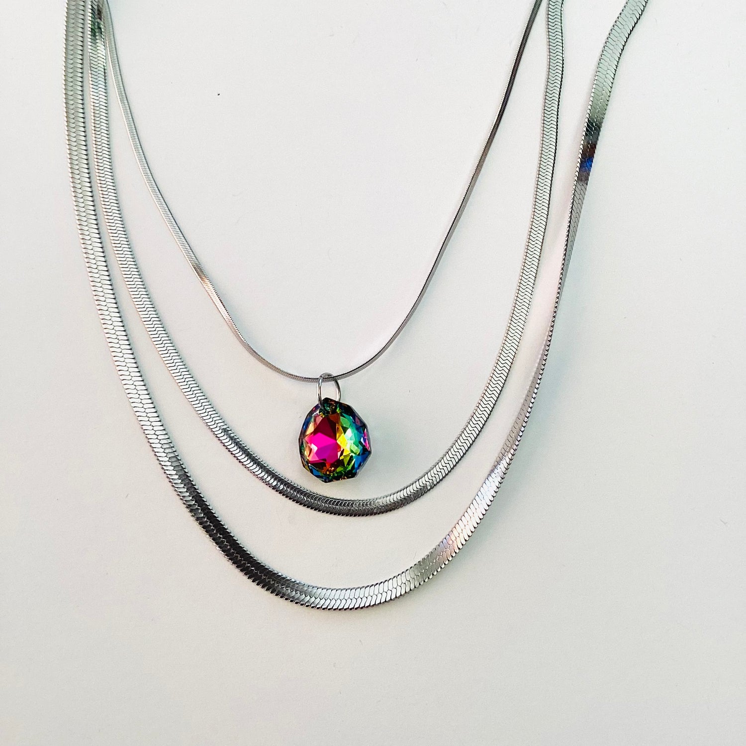 Magical Drop Necklace in Vitrail Medium