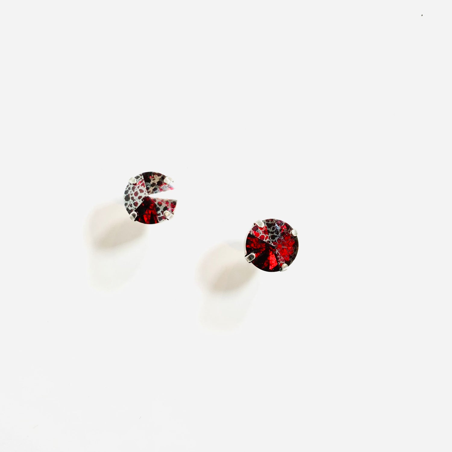 12mm Post Earring in Scarlet Silver Patina