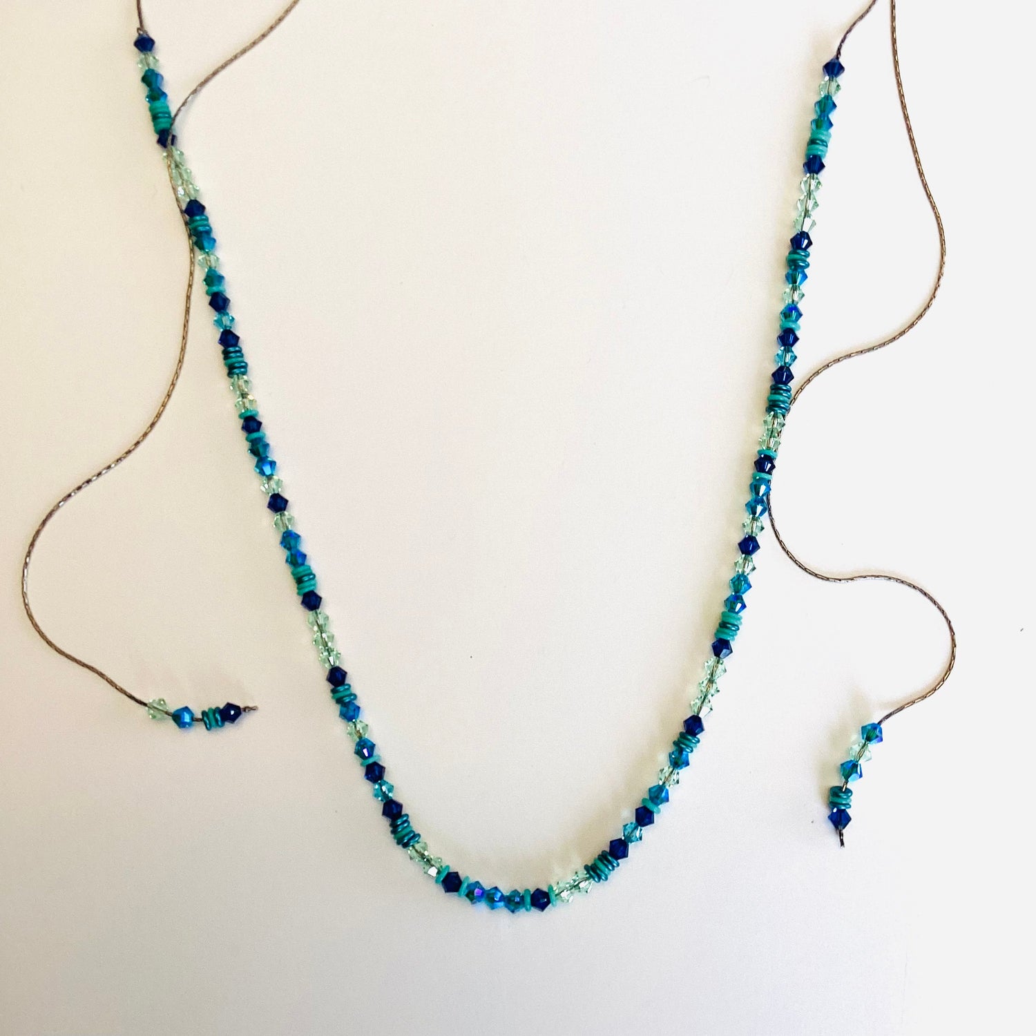 Simple Beaded Adjustable Necklace in Blue Hues