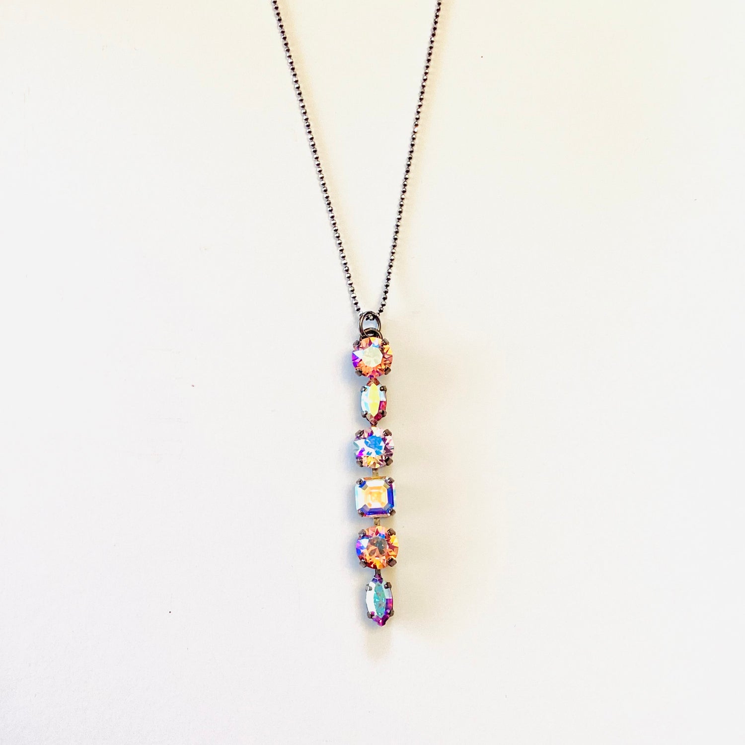 Confetti Drop Necklace in Violet x Rose Hues {Black Metal}