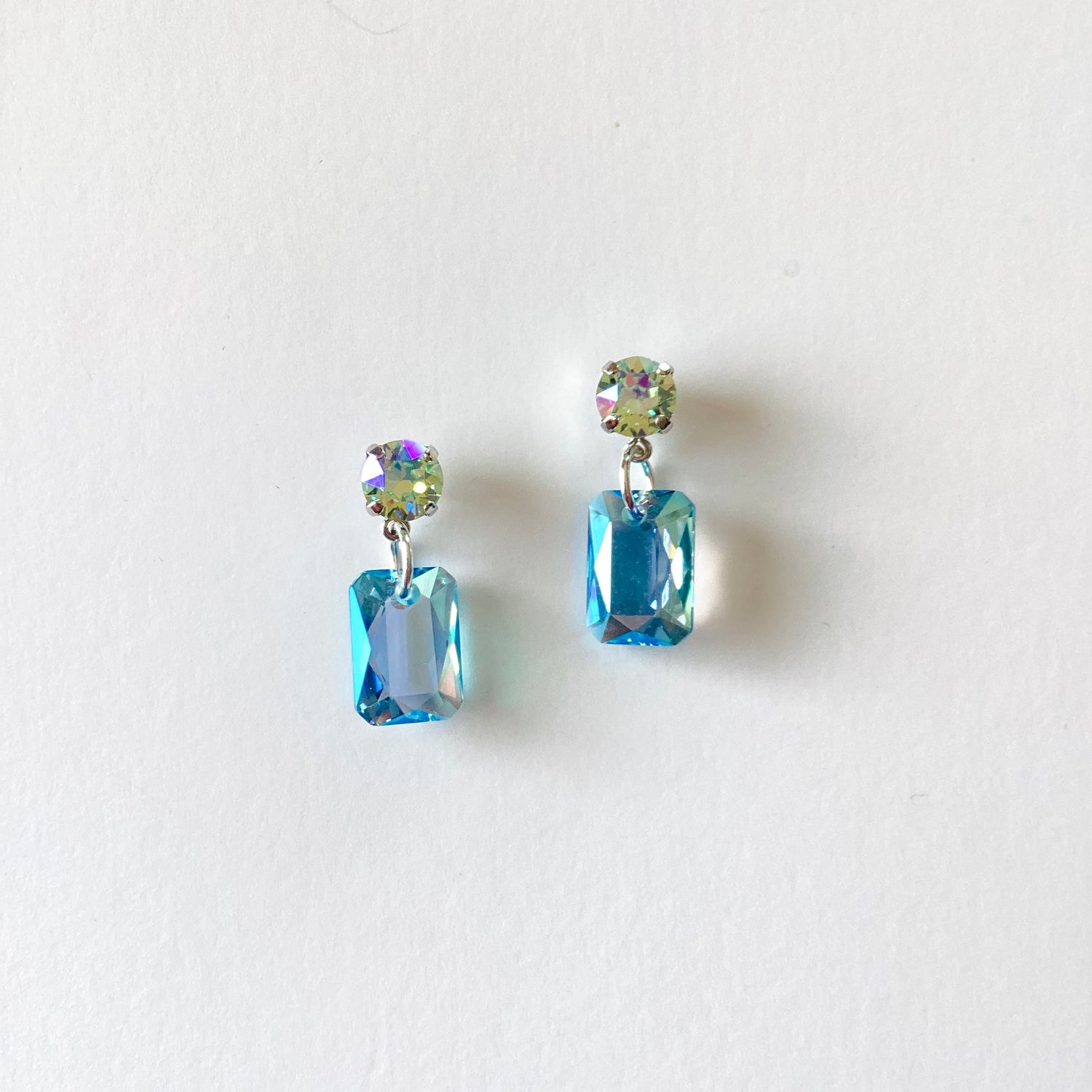Minty Aqua Shimmer Drop Earrings