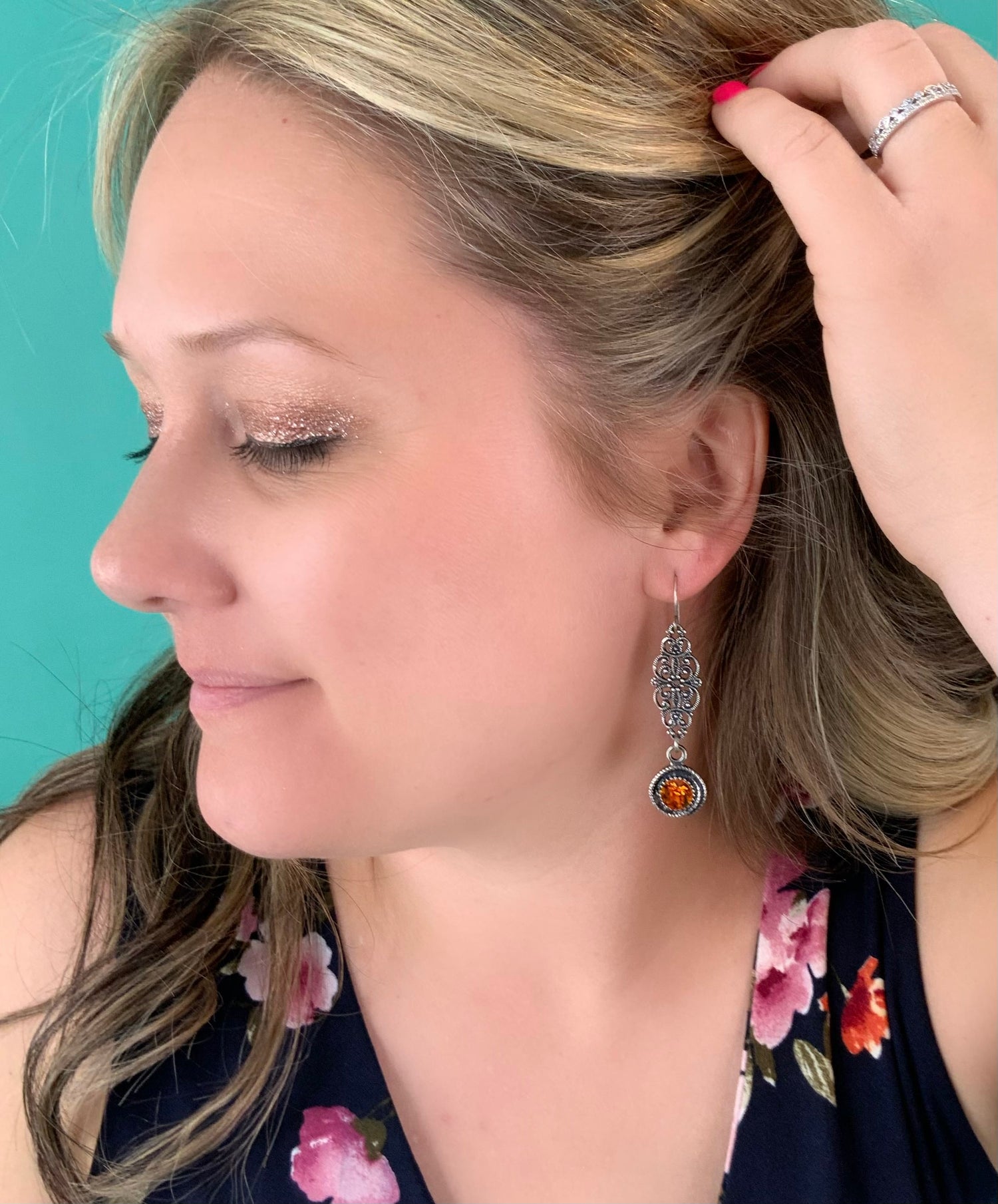 Look My Way Earrings