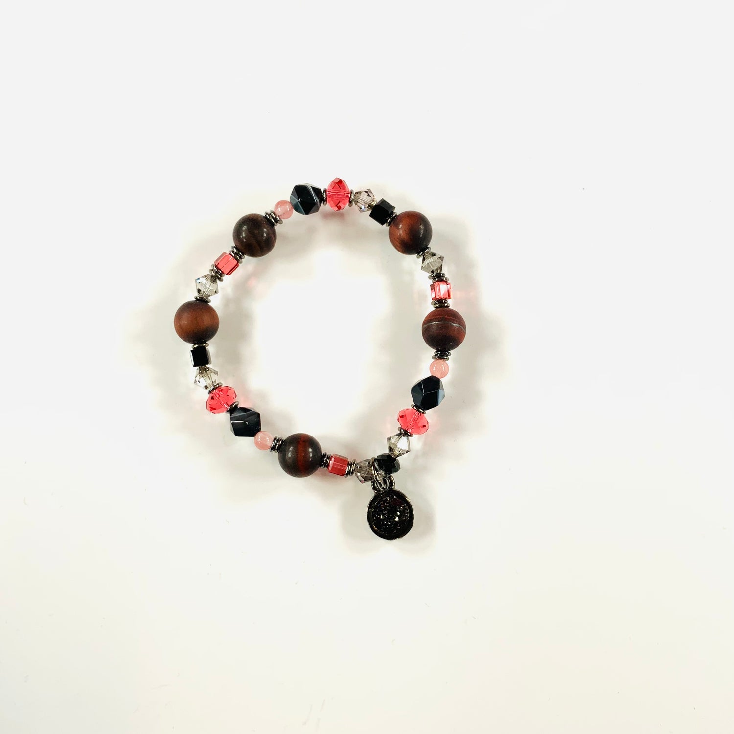 Single Strand Stretch Bracelet in Red/Black Shades - KaraMarie
